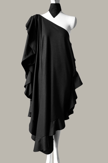 The Queen’s Kaftan with Quilted Trapunto Raw Silk in Black Kohl