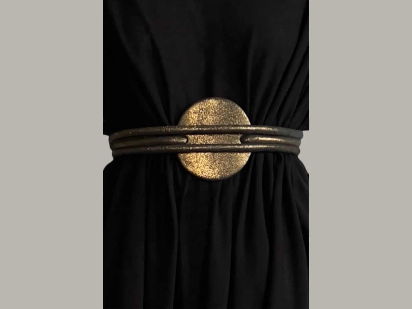 Infinite Full Moon Leather Belt in Embossed Pewter