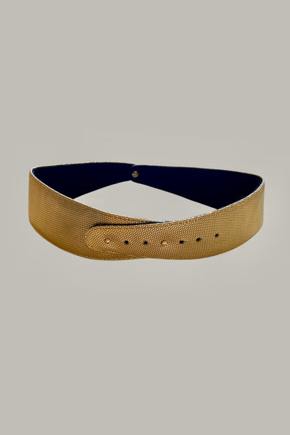 Reversible Crescent Belt in Gold Armour & Black Leather